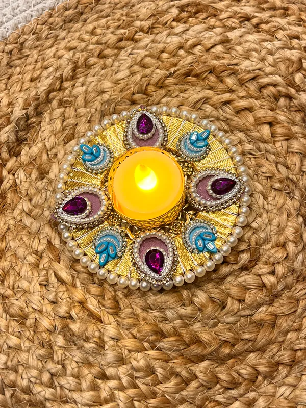 Metal_Festive_Embellished_Round_Diya_Holder