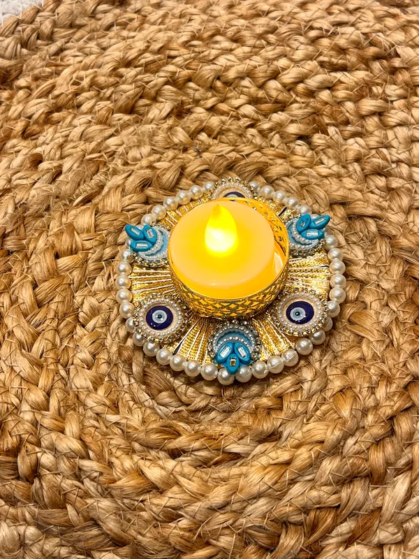 Metal_Festive_Embellished_Tealight_Diya_Holder