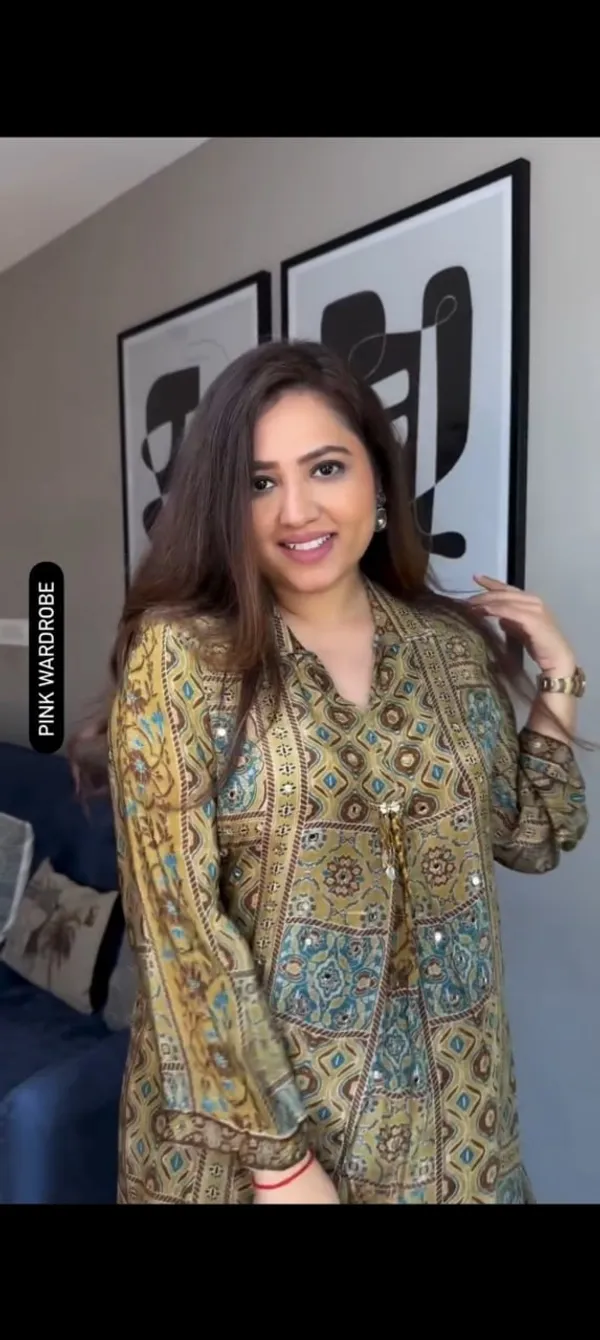Mustard_Printed_Straight_Kurta_Set_For_Women