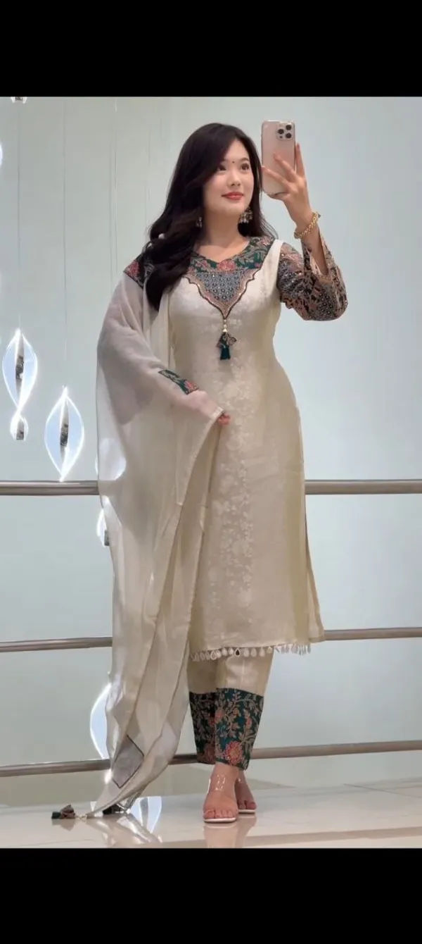 Cream_Printed_Straight_Suit_Set_For_Women