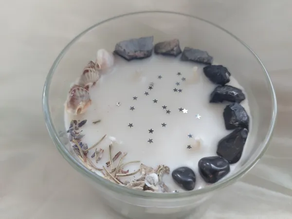 Glass_Decorative_Shell_And_Stone_Candle