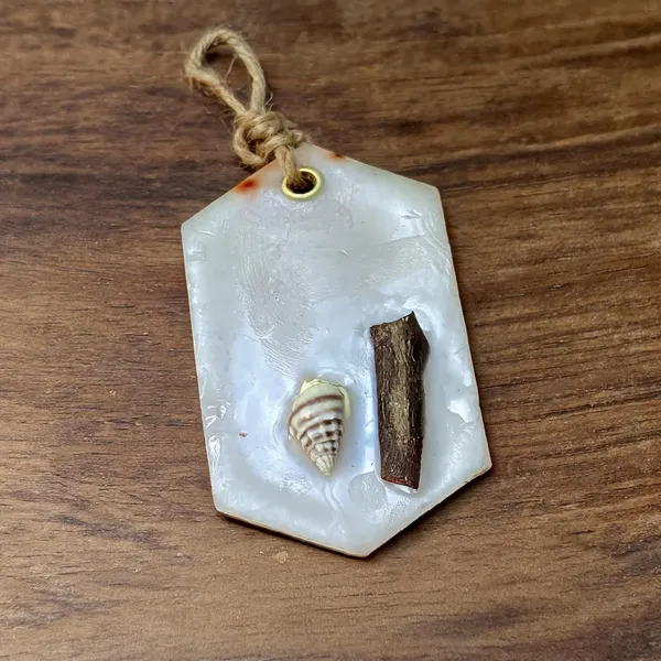 Seashell_Wood_Natural_Hanging_Decor_-_Pack_of_3