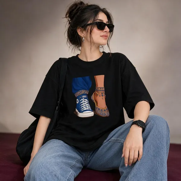 Black_Cotton_Lycra_Oversized_Sneaker_Graphic_T-Shirt_For_Women