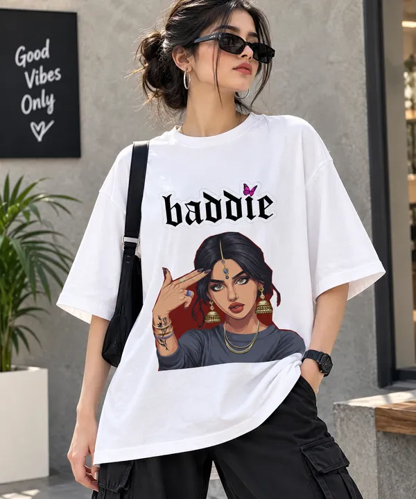 White_Oversized_Graphic_T-Shirt_For_Women