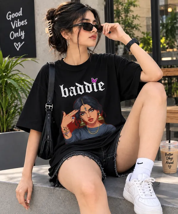 Black_Oversized_Graphic_T-Shirt_for_Women