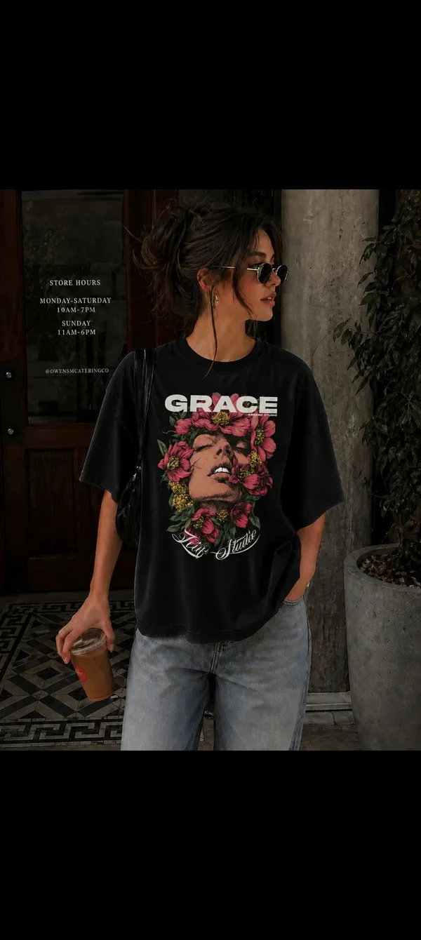 Black_Oversized_Graphic_T-Shirt_for_Women