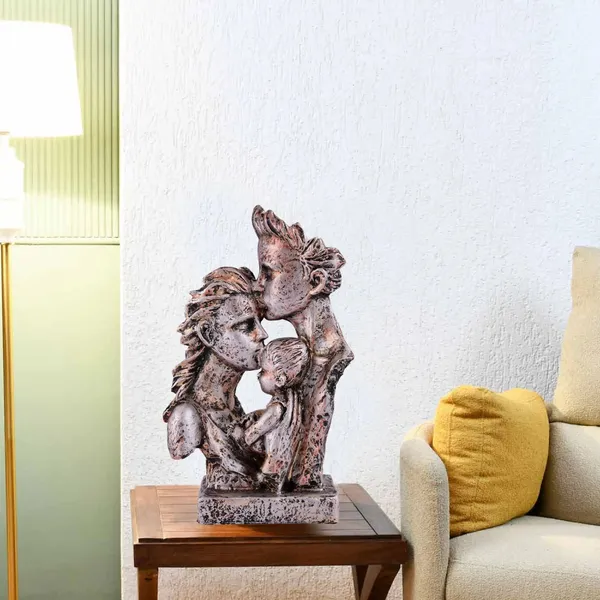 Resin_Antique_Finish_Family_Sculpture