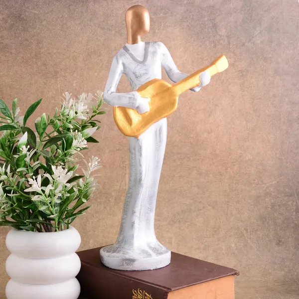 Modern_Metallic_Finish_Musician_Figurine