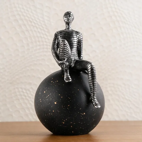 Resin_Silver_Metallic_Decorative_Showpiece