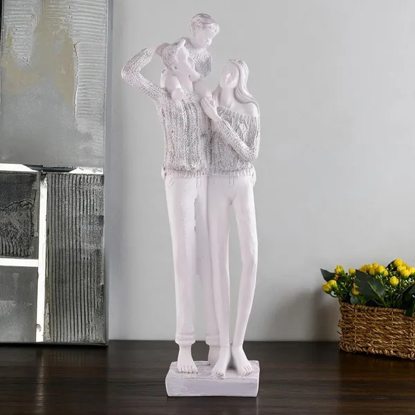Resin_Decorative_White_Couple_Family_Figurine_Showpiece