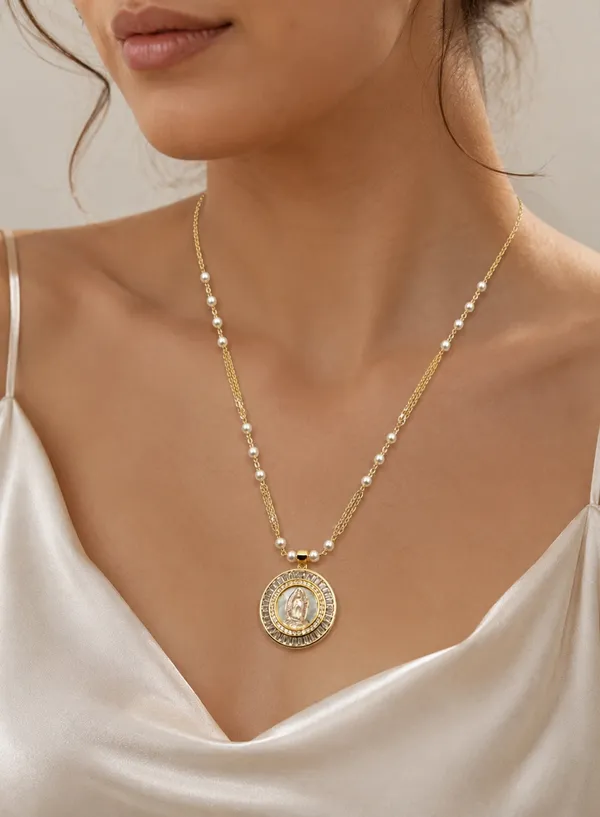 Gold_Tone_Pearl_Pendant_Necklace_for_Women