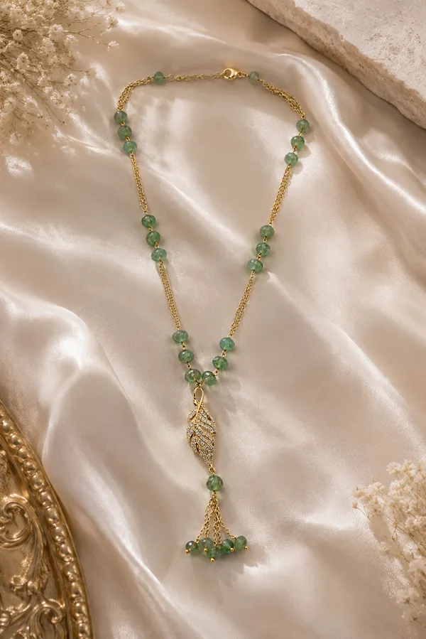 Green_Beaded_Pendant_Necklace_for_Women