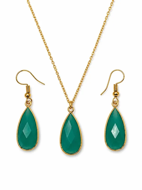 Green_Teardrop_Pendant_Necklace_And_Earrings_Set_For_Women