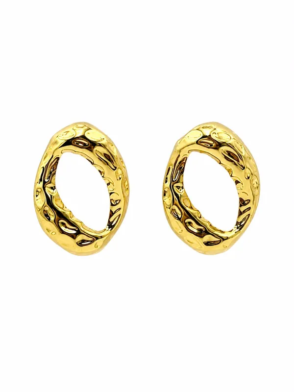 Gold_Tone_Textured_Oval_Hoop_Earrings_for_Women