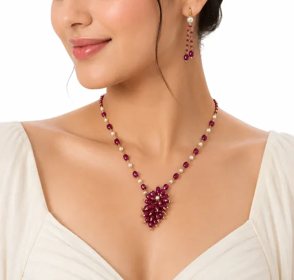 Maroon_Beaded_Necklace_Set_for_Women
