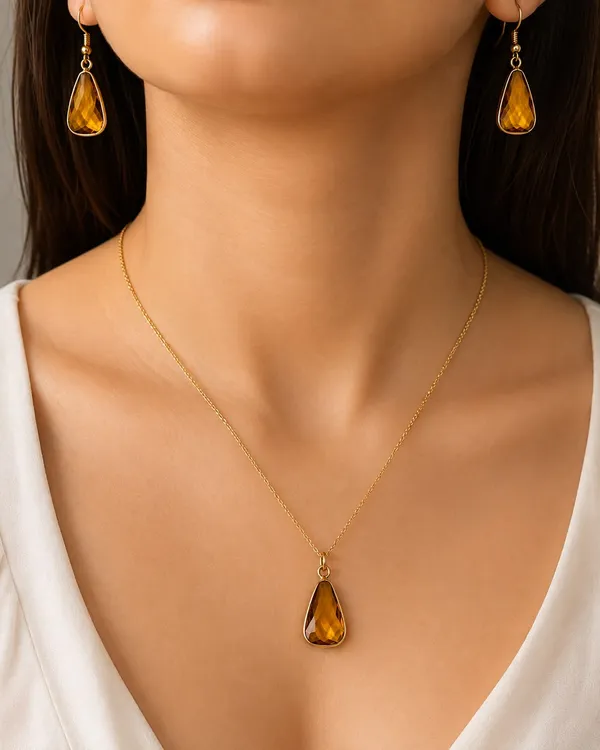 Gold_Tone_Teardrop_Pendant_Necklace_And_Earrings_Set_for_Women