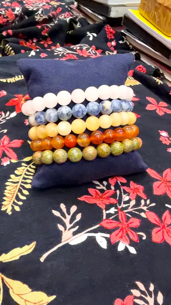 Multicolor_Beaded_Bracelet_Set_for_Women