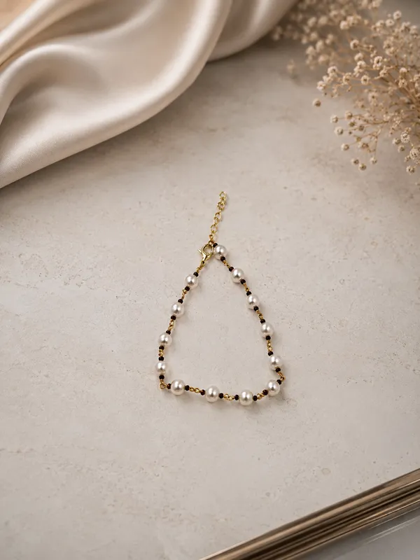 White_Pearl_Beaded_Bracelet_for_Women