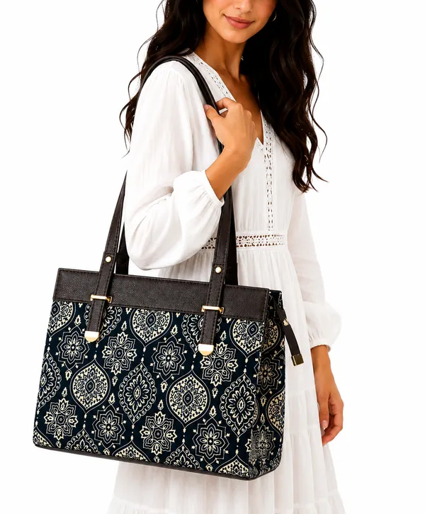 Black_Printed_Structured_Tote_Bag_For_Women