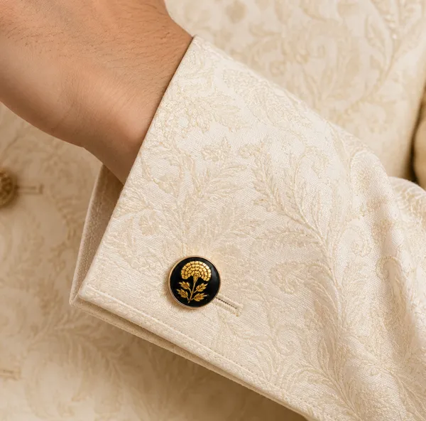 Gold_Tone_Floral_Cufflinks_for_Men