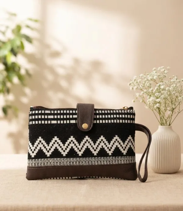 Black_Fabric_Patterned_Clutch_Bag_for_Women