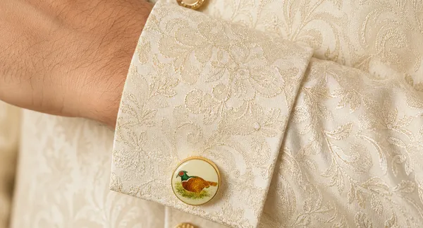 Gold_Tone_Bird_Motif_Cufflinks_for_Men