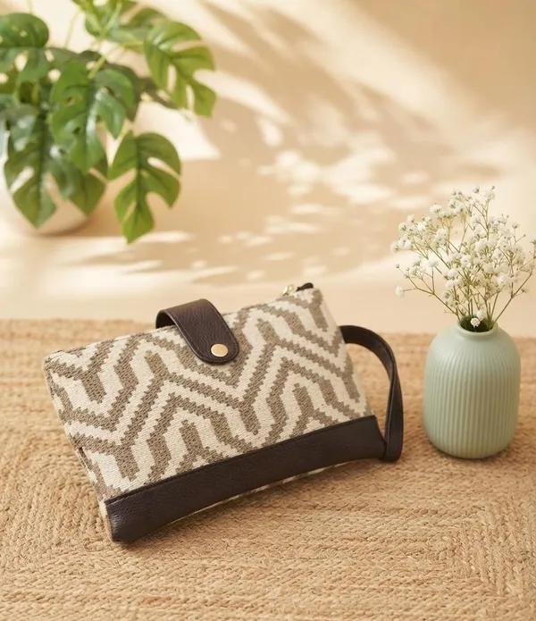 Beige_Canvas_Patterned_Shoulder_Bag_for_Women