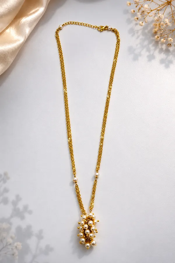 Gold_Tone_Pearl_Pendant_Necklace_for_Women