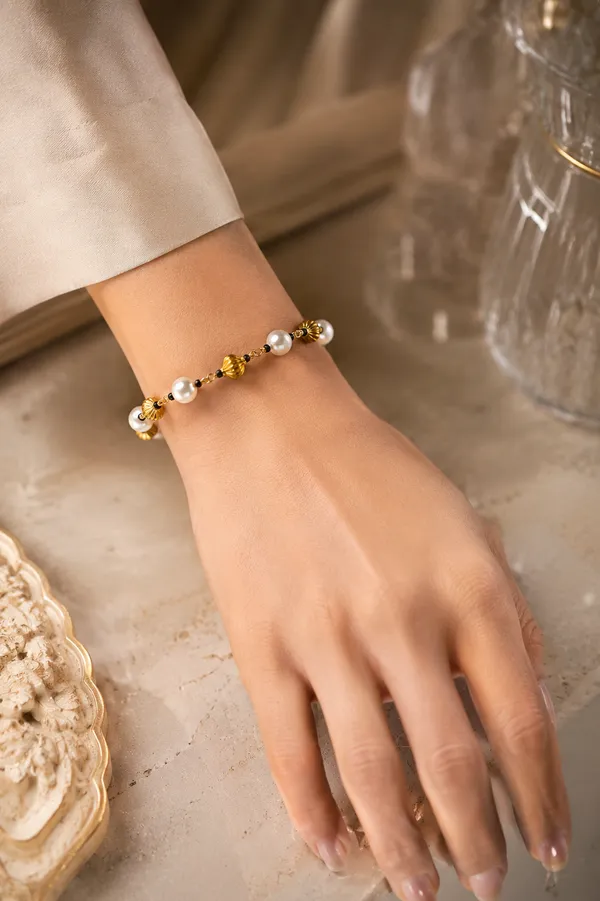 Gold-Tone_Beaded_Pearl_Bracelet_for_Women