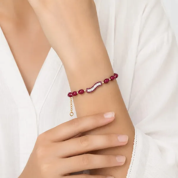 Red_Beaded_Bracelet_for_Women