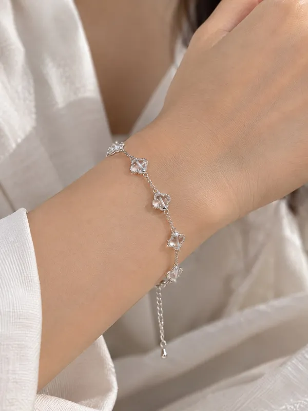 Silver_Tone_Clover_Charm_Bracelet_for_Women