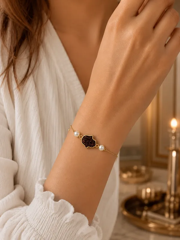 Gold_Tone_Black_Textured_Bracelet_With_Pearl_Beads