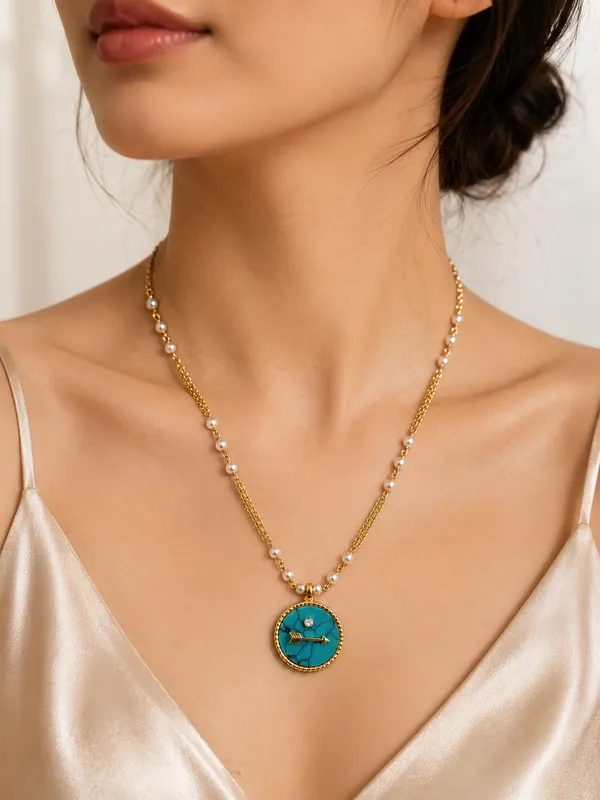 Gold_Tone_Pearl_Pendant_Necklace_for_Women