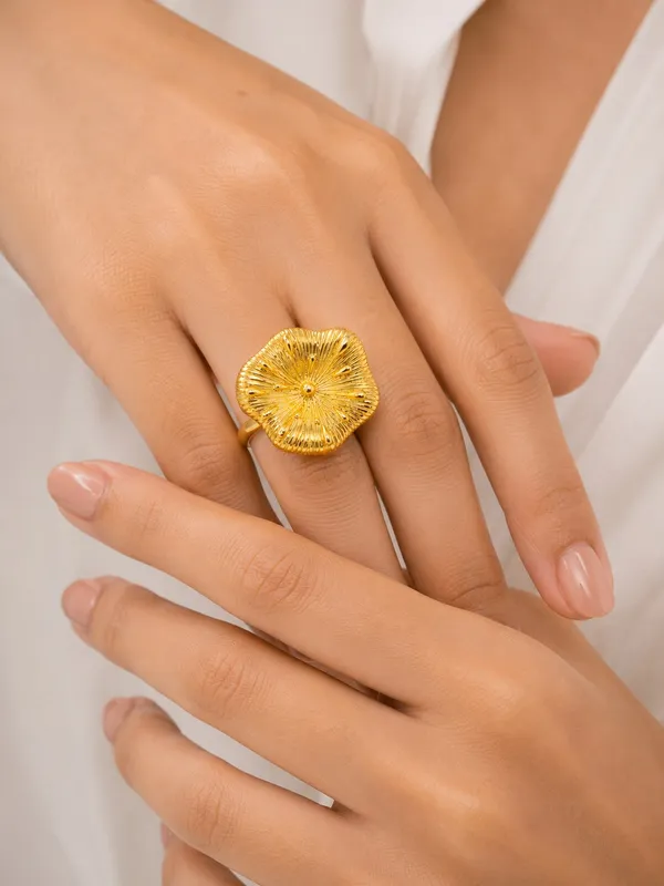 Gold-Toned_Floral_Statement_Ring_for_Women