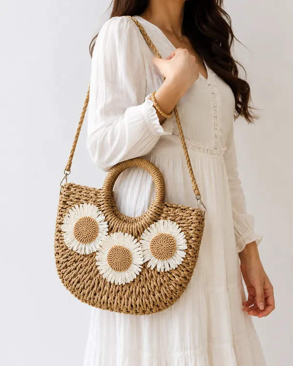 Beige_Straw_Floral_Tote_Bag_for_Women