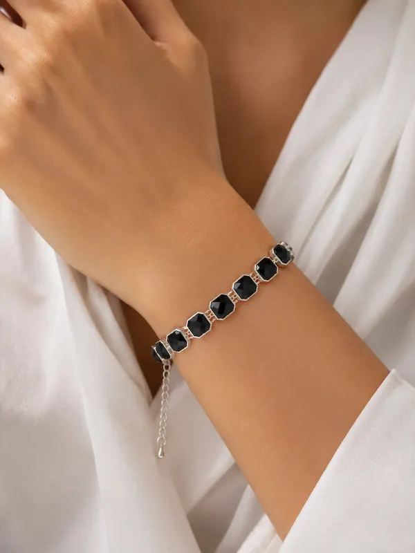 Silver_Tone_Black_Stone_Link_Bracelet_for_Women
