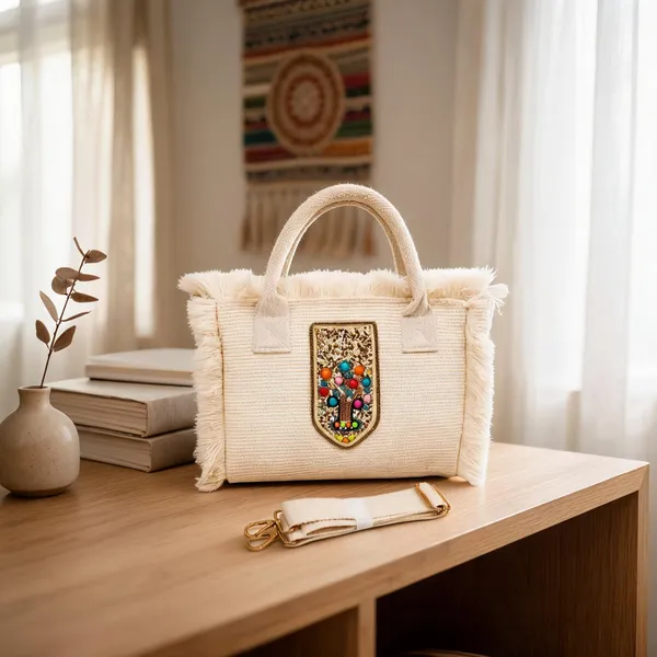 White_Cotton_Tote_Bag_For_Women