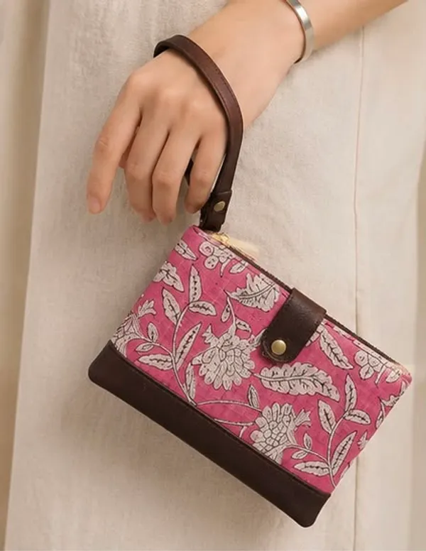 Pink_Printed_Fabric_Wristlet_Clutch_for_Women