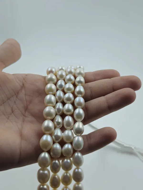 Cream_Pearl_Multi_Strand_Necklace_for_Women