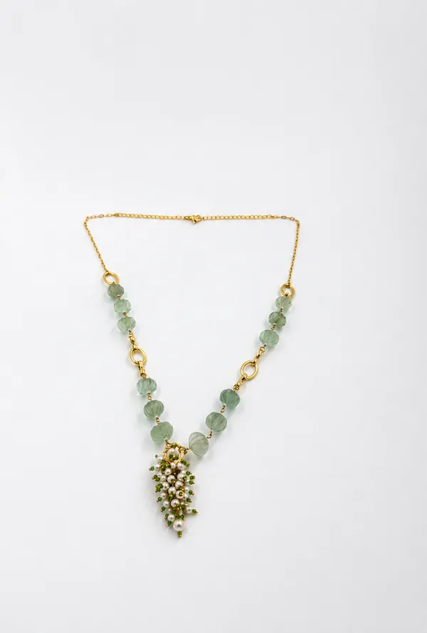 Green_Beaded_Pendant_Necklace_for_Women