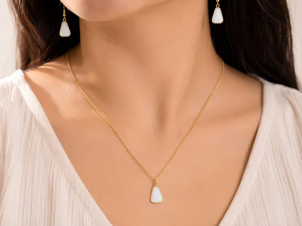 Gold_Tone_White_Pendant_Necklace_And_Earrings_Set_for_Women
