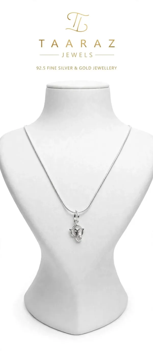 Silver_925_Ganesha_Pendant_Necklace_for_Women