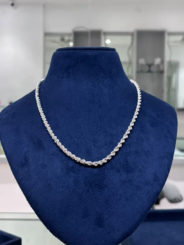 Silver-Tone_Chain_Necklace_for_Women