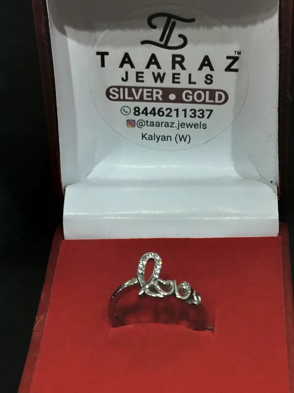 Silver_Tone_Stone_Studded_Ring_for_Women