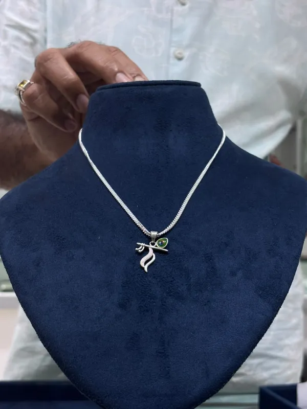 Silver_Tone_Snake_Pendant_Necklace_for_Women