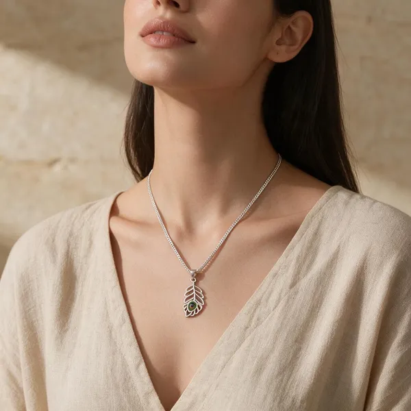 Silver_925_Feather_Green_Stone_Pendant_Necklace_For_Women