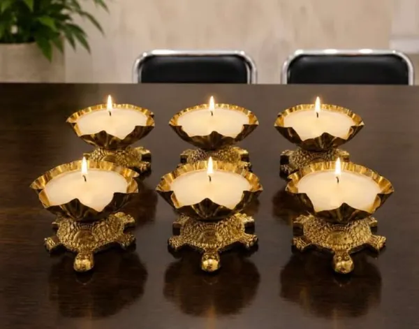 Metal_Traditional_Lotus_Design_Diya_Set_Of_6