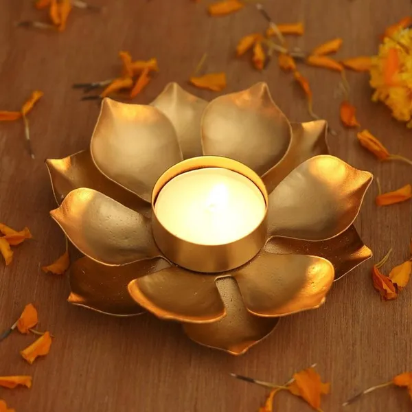 Metal_Floral_Lotus_Tealight_Holder