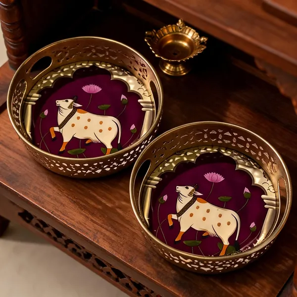 Metal_Traditional_Cow_Art_Decorative_Tray_Set