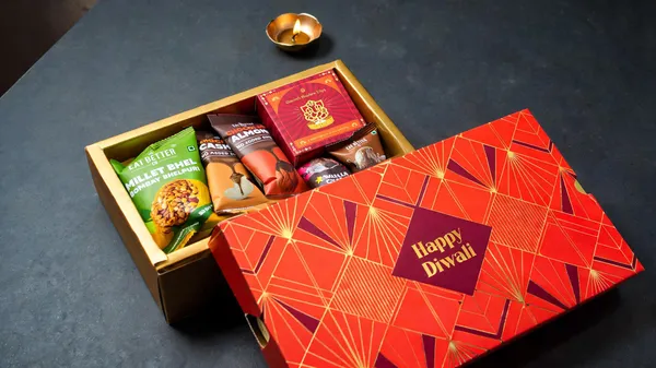Ujjwal_8-Item_Diwali_Gift_Hamper